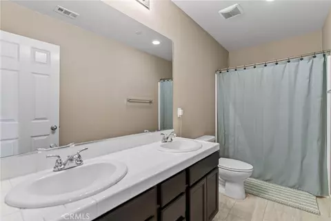 Bath - 16796 Golden Bluff Loop, Riverside, CA 92503 photo 3 of 3