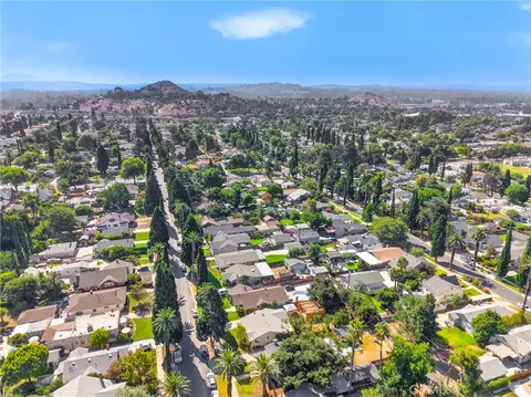 View/Area - 3920 Linwood, Riverside, CA 92506 photo 7 of 16