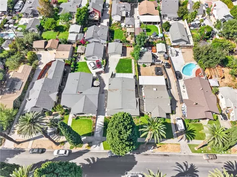 View/Area - 3920 Linwood, Riverside, CA 92506 photo 5 of 16