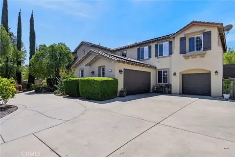 Exterior - 18397 Swallowtail Ln, Riverside, CA 92504 photo 2 of 25