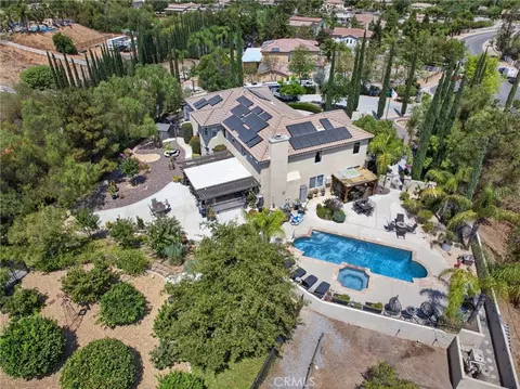 View/Area - 18397 Swallowtail Ln, Riverside, CA 92504 photo 10 of 11