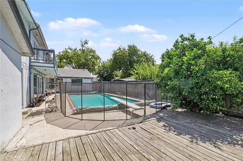 Exterior - 21 Emerson Ave, Tracy, CA 95376 photo 4 of 7