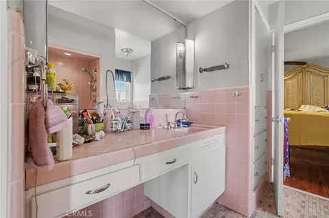 Bath - 21 Emerson Ave, Tracy, CA 95376 photo 1 of 3