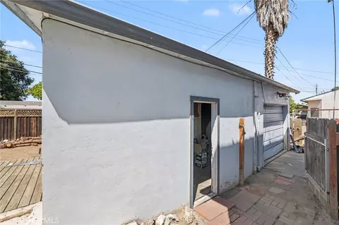 Exterior - 21 Emerson Ave, Tracy, CA 95376 photo 2 of 7