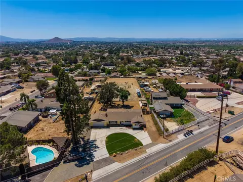 View/Area - 4430 Crestview, Norco, CA 92860 photo 2 of 10