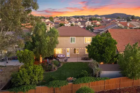 View/Area - 24914 Rainbarrel, Wildomar, CA 92595 photo 2 of 15