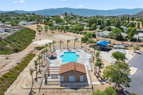 View/Area - 24914 Rainbarrel, Wildomar, CA 92595 photo 10 of 15