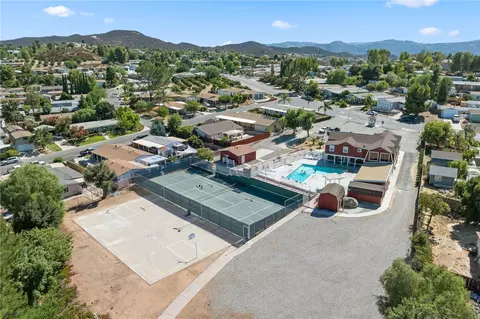 View/Area - 24914 Rainbarrel, Wildomar, CA 92595 photo 12 of 15
