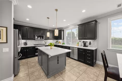 Kitchen - 24914 Rainbarrel, Wildomar, CA 92595 photo 1 of 4