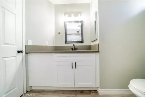 Bath - 827 S Tamarisk Ave, Rialto, CA 92376 photo 3 of 5
