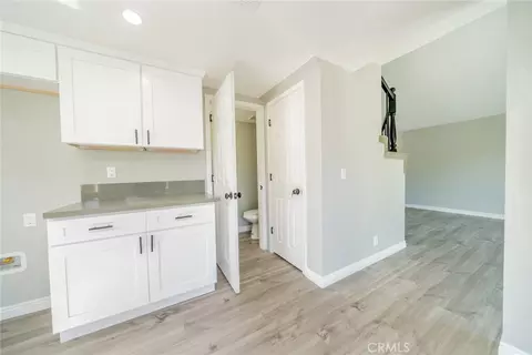 Entry Way - 827 S Tamarisk Ave, Rialto, CA 92376 photo 3 of 6