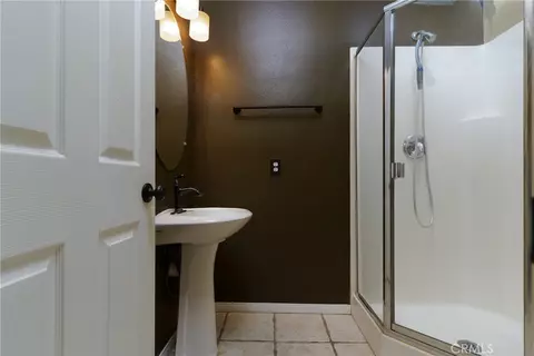 Bath - 7828 Linares, Riverside, CA 92509 photo 2 of 5