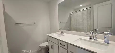Bath - 29662 Crape Myrtle St, Menifee, CA 92584 photo 2 of 3