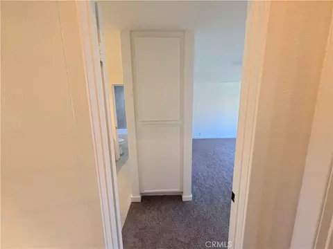 Entry Way - 1000 Central #30, Riverside, CA 92507 photo 5 of 6
