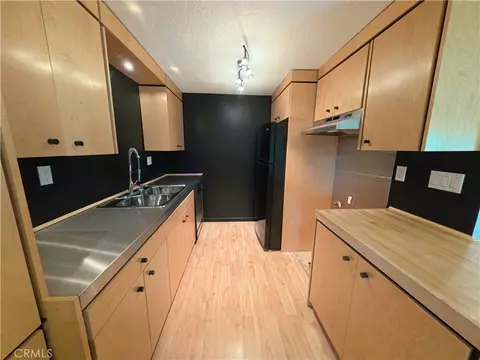 Kitchen - 1000 Central #30, Riverside, CA 92507 photo 1 of 3