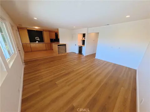 Living - 1000 Central #30, Riverside, CA 92507 photo 6 of 8