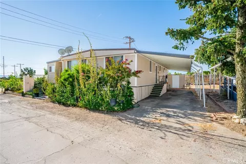 10200 Johnson #21, Phelan, CA 92371