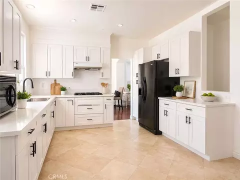 Kitchen - 8043 Tuscany, Fontana, CA 92336 photo 1 of 1
