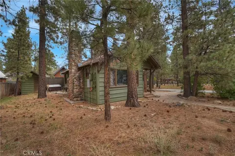 Exterior - 2063 2nd Ln, Big Bear City, CA 92314 photo 6 of 11