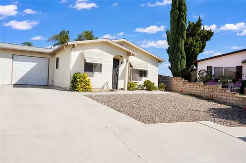 2476 San Padre Ct, Hemet, CA 92545