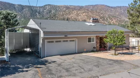 Exterior - 1211 Rivera, Wrightwood, CA 92397 photo 2 of 4