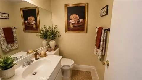 Bath - 7814 Aberdeen, Highland, CA 92346 photo 1 of 3