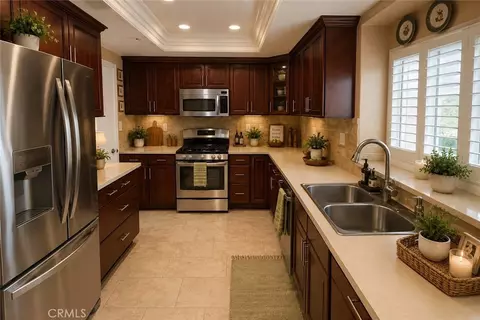 Kitchen - 7814 Aberdeen, Highland, CA 92346 photo 1 of 2