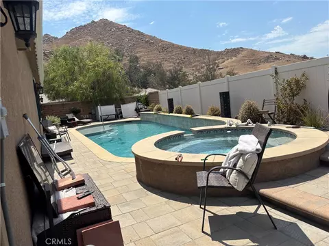 20946 Mountain Gate, Riverside, CA 92507 photo 5