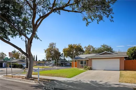 Exterior - 862 Juniper St, Ontario, CA 91762 photo 5 of 9