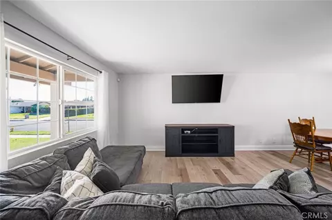 Living - 862 Juniper St, Ontario, CA 91762 photo 1 of 1