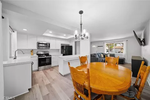 Dining - 862 Juniper St, Ontario, CA 91762 photo 3 of 4