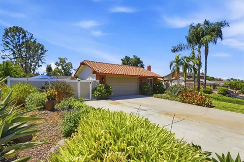 Exterior - 5399 Jasper, Riverside, CA 92506 photo 6 of 28