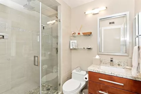 Bath - 5399 Jasper, Riverside, CA 92506 photo 1 of 4