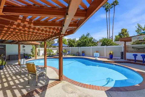 Exterior - 5399 Jasper, Riverside, CA 92506 photo 16 of 28