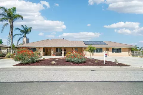 575 Lauresa, Hemet, CA 92544