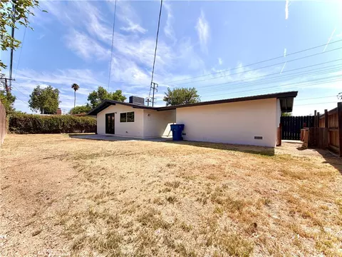 Exterior - 6819 Phoenix Ave, Riverside, CA 92504 photo 3 of 4
