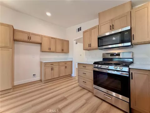 Kitchen - 6819 Phoenix Ave, Riverside, CA 92504 photo 5 of 5