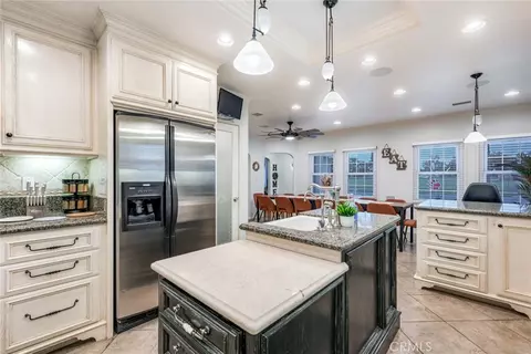 Kitchen - 3968 Ramona Dr, Riverside, CA 92506 photo 4 of 6