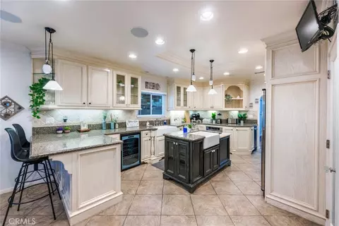 Kitchen - 3968 Ramona Dr, Riverside, CA 92506 photo 2 of 6