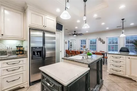 Kitchen - 3968 Ramona Dr, Riverside, CA 92506 photo 4 of 6