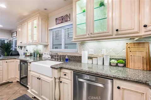 Kitchen - 3968 Ramona Dr, Riverside, CA 92506 photo 6 of 6