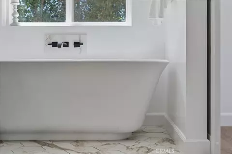 Bath - 4818 Crestview, Norco, CA 92860 photo 3 of 8