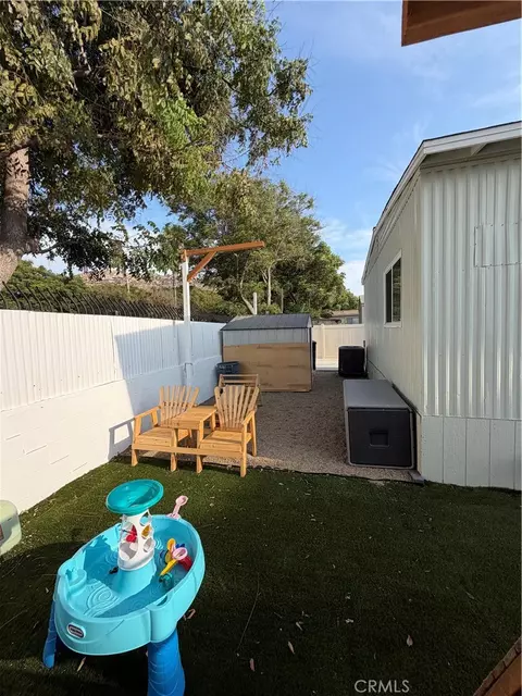 3825 Crestmore Rd #303, Riverside, CA 92509 photo 5