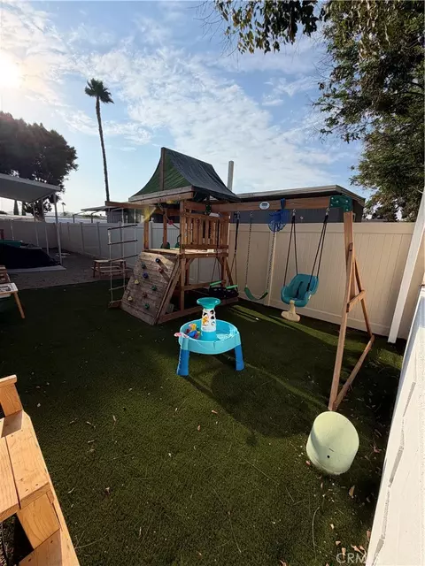 3825 Crestmore Rd #303, Riverside, CA 92509 photo 4