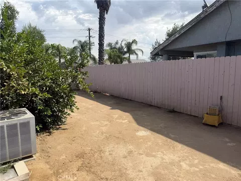 Exterior - 1651 Sycamore St, Perris, CA 92570 photo 1 of 5