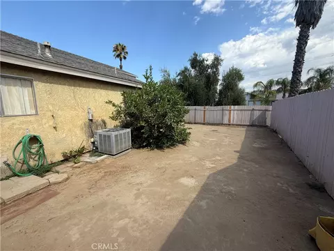 Exterior - 1651 Sycamore St, Perris, CA 92570 photo 5 of 5
