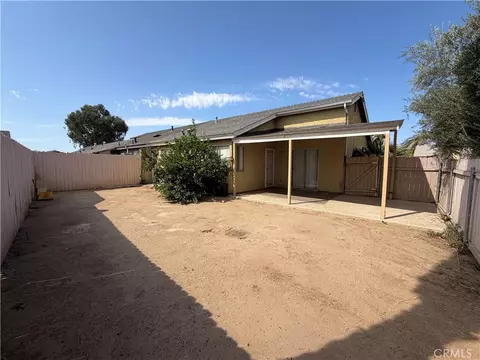 Exterior - 1651 Sycamore St, Perris, CA 92570 photo 4 of 5