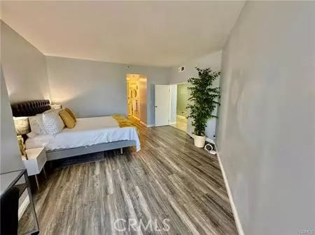 Bedroom - 1310 E Ocean #906, Long Beach, CA 90802 photo 5 of 8