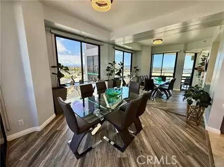 Dining - 1310 E Ocean #906, Long Beach, CA 90802 photo 2 of 4