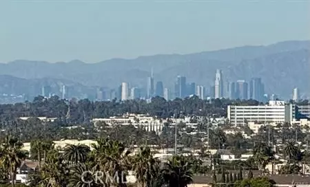 View/Area - 1310 E Ocean #906, Long Beach, CA 90802 photo 1 of 9